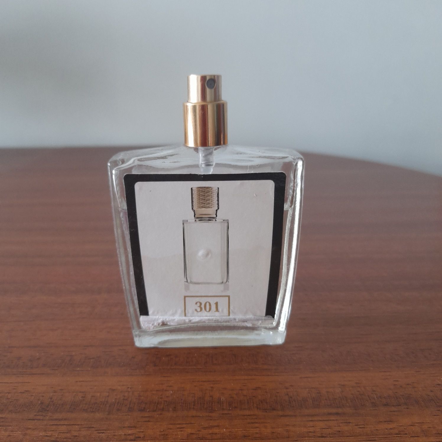 301 Empier parfum парфюм продаю.