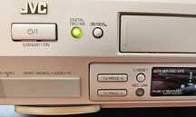 Видеомагнитофон JVC svhs hi-fi stereo