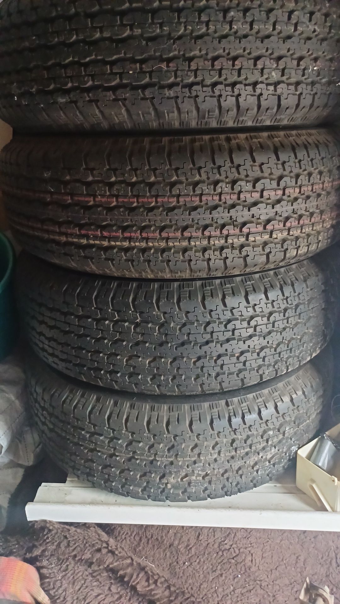 Продам НОВЫЕ летние шины BRIDGESTONE R16