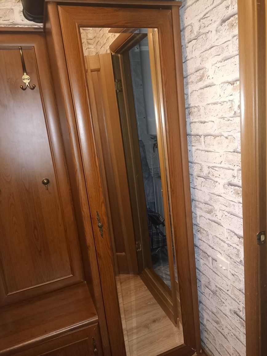 Шкаф для прихожей