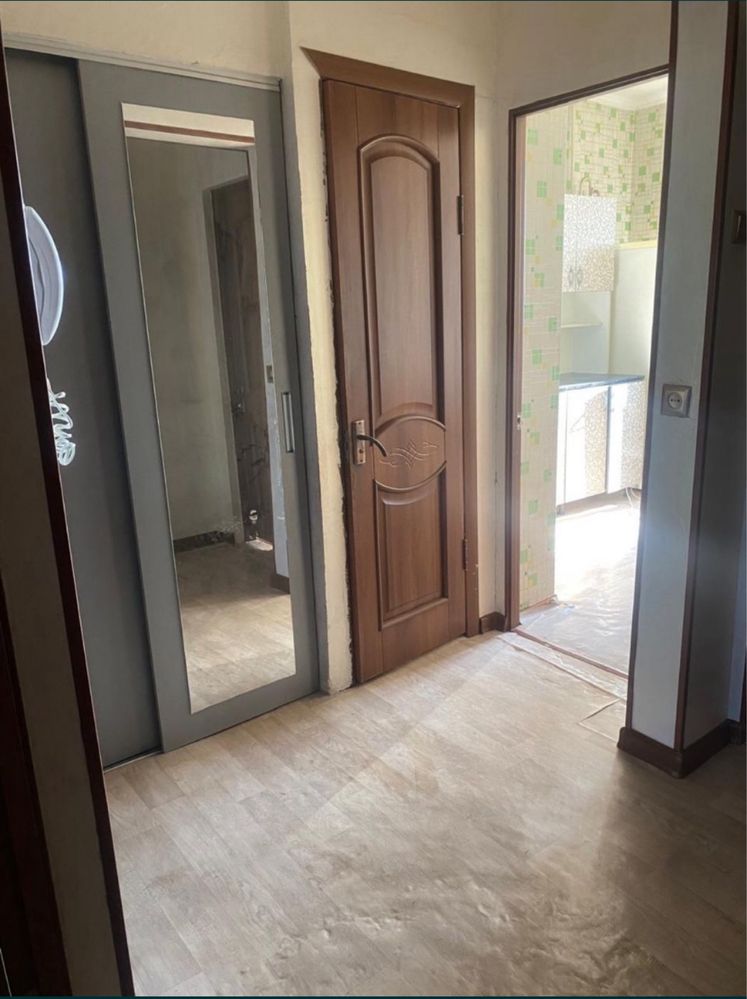 Срочно продается 2 комнатная квартира