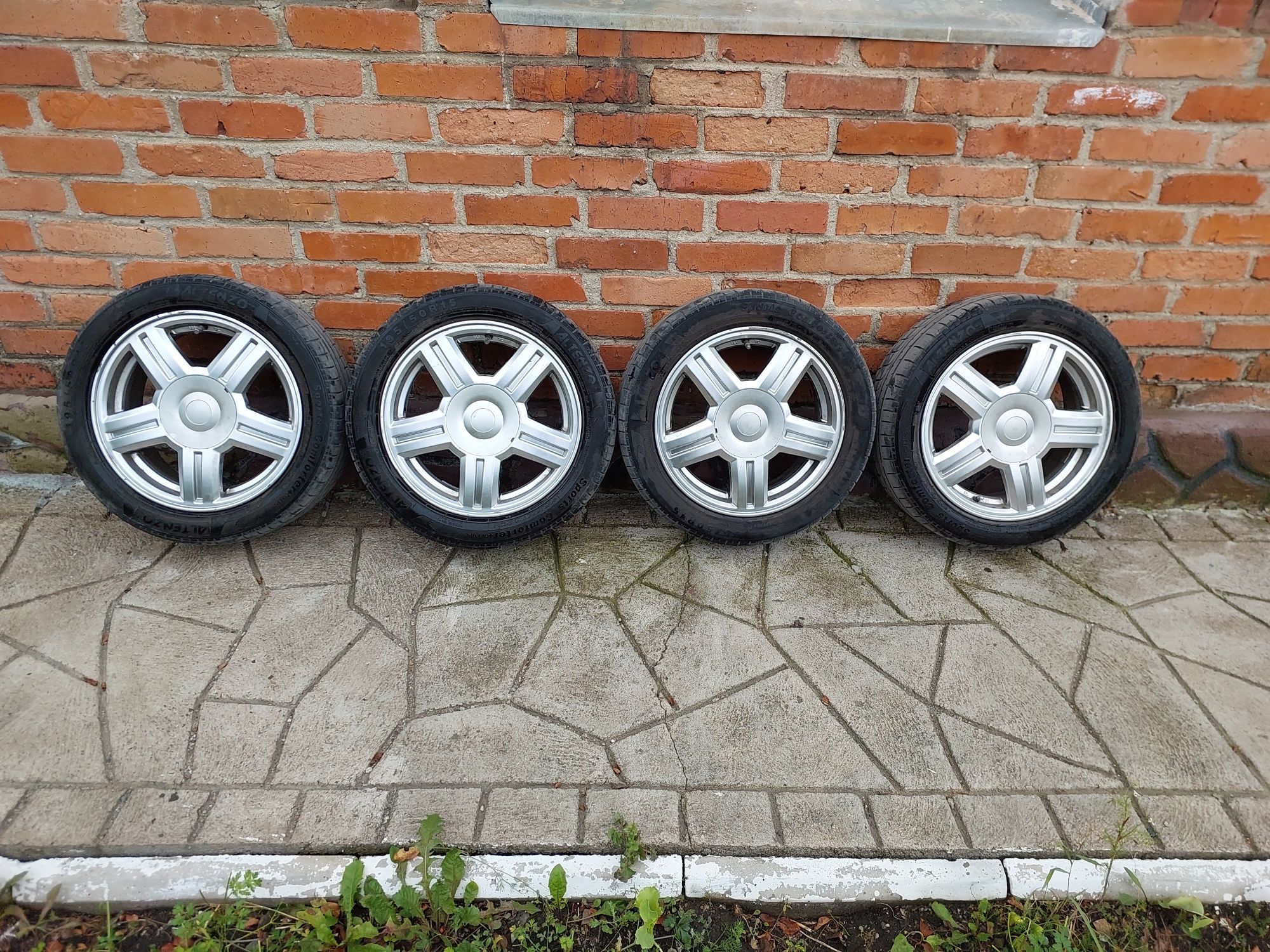 Продам диски торусы р15