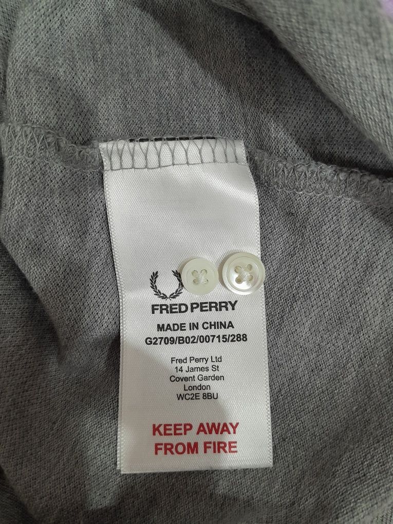 Поло Fred Perry .