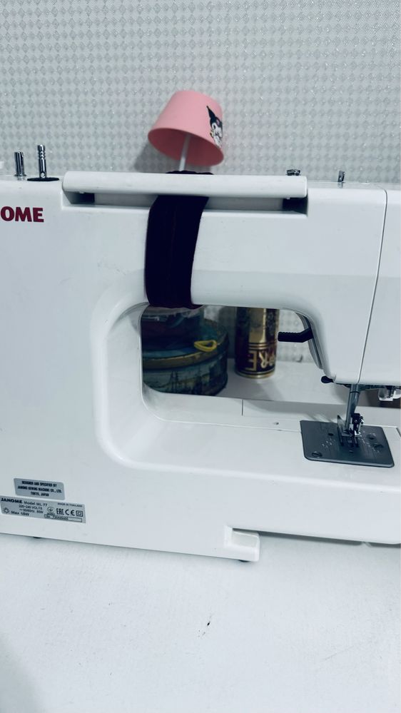 Швейная машина марки Janome ML77