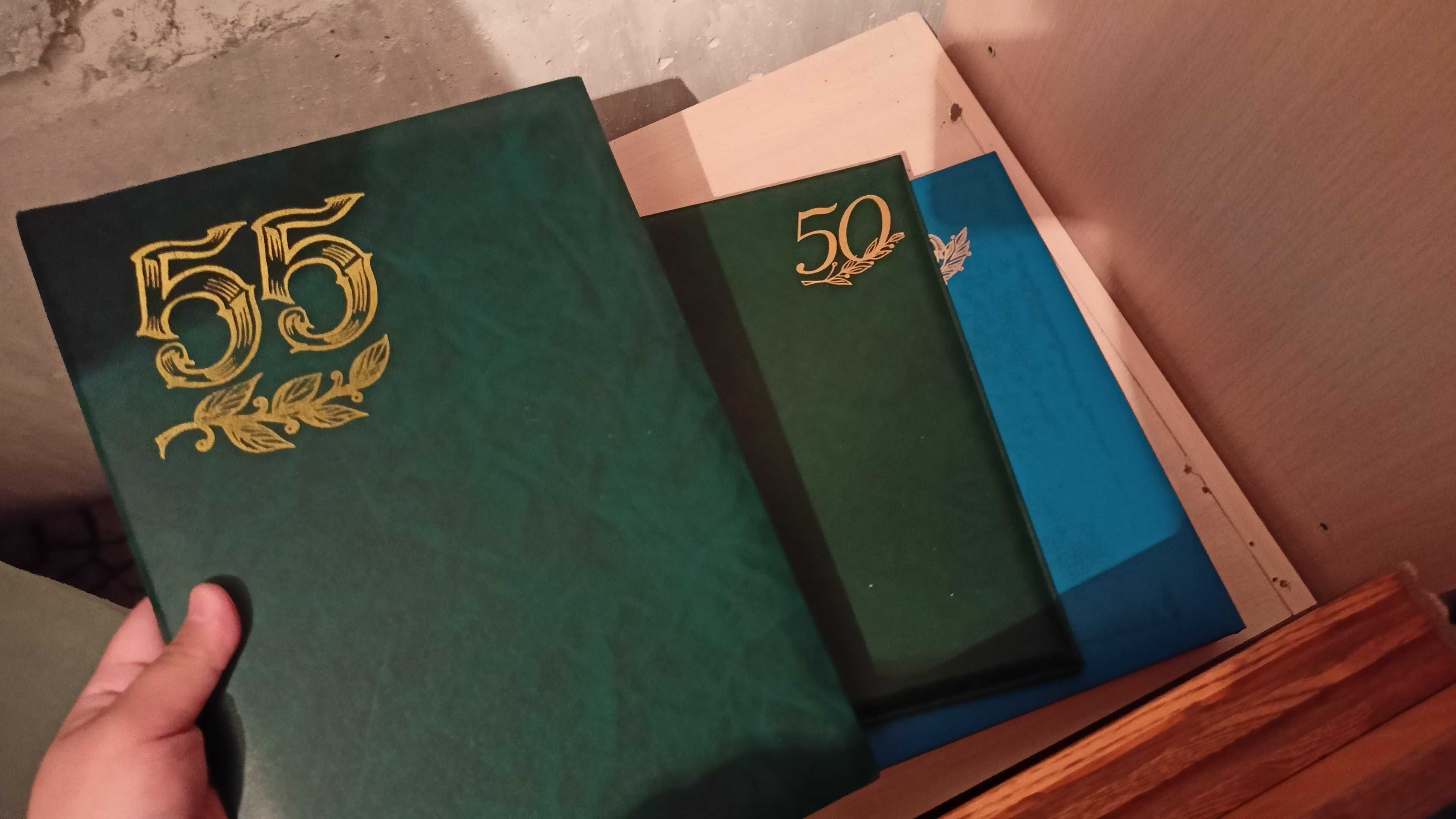 Поздравительные папки из бумвинила