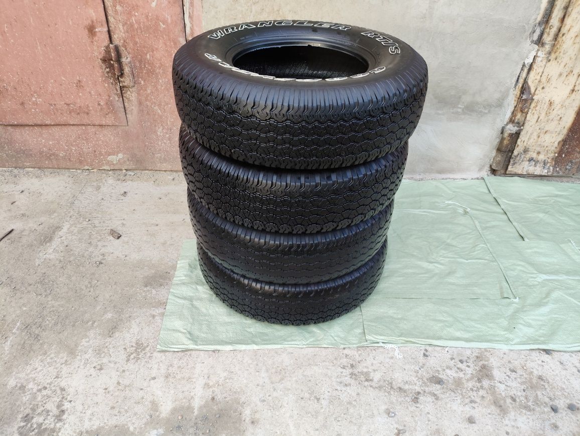Продам 225/75/15  резину Goodyear Wrangler  made in USA