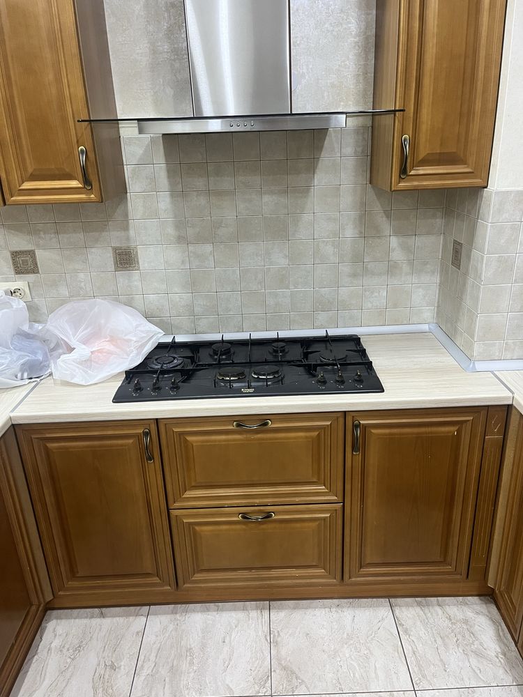 Продается кухонная мебель по низкой цене