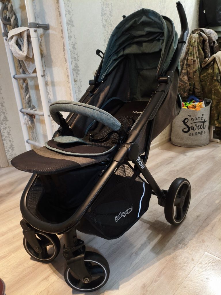Продам коляску состояние отличное