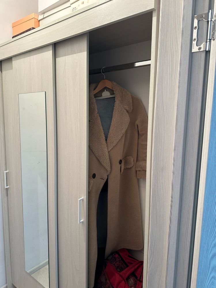 Продам шкаф Торг есть