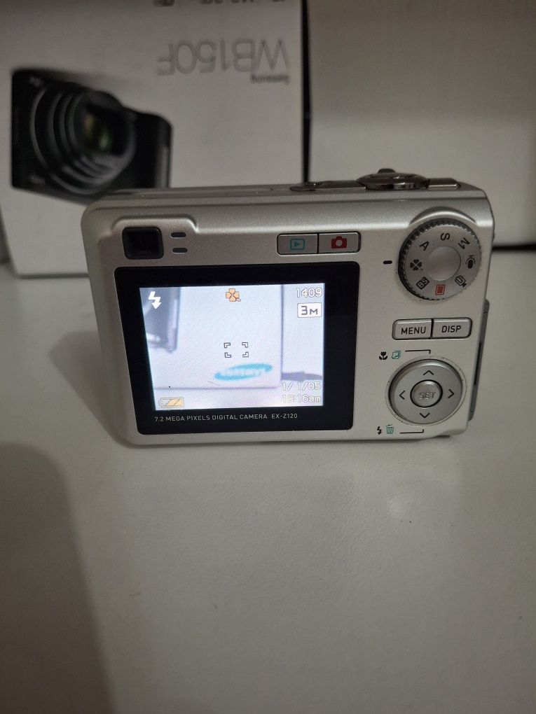 Цифровая камера CASIO EX-Z120