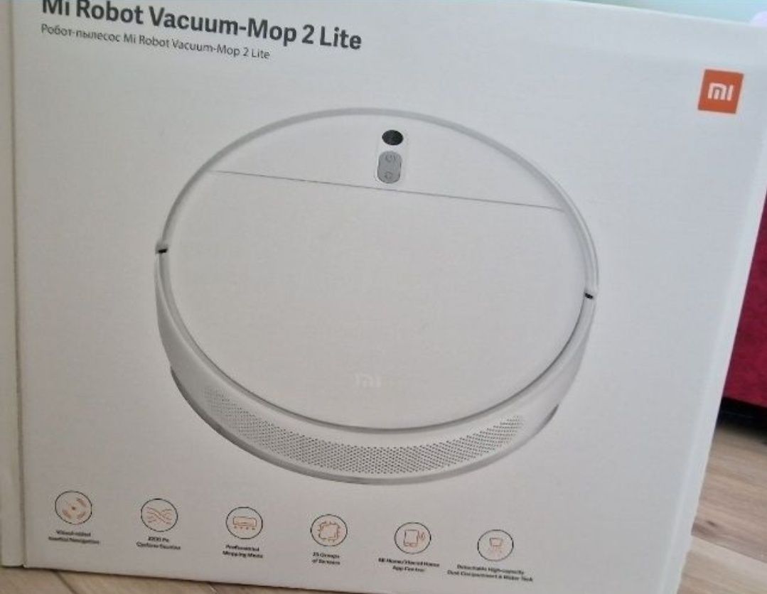 Робот пылесос MI Vaccum mop 2