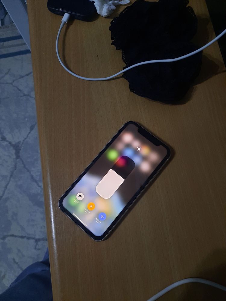Iphone 11 128 Akb 99