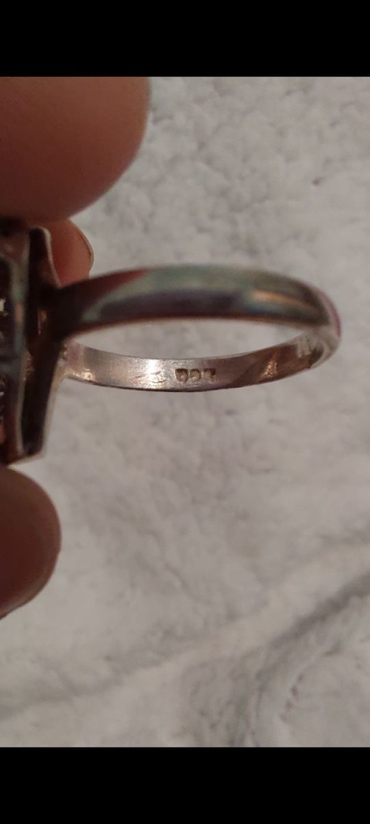 Серебряное кольцо