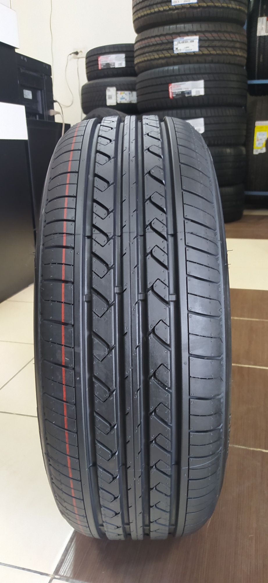 Rapid 185/60R15 P309 84H
