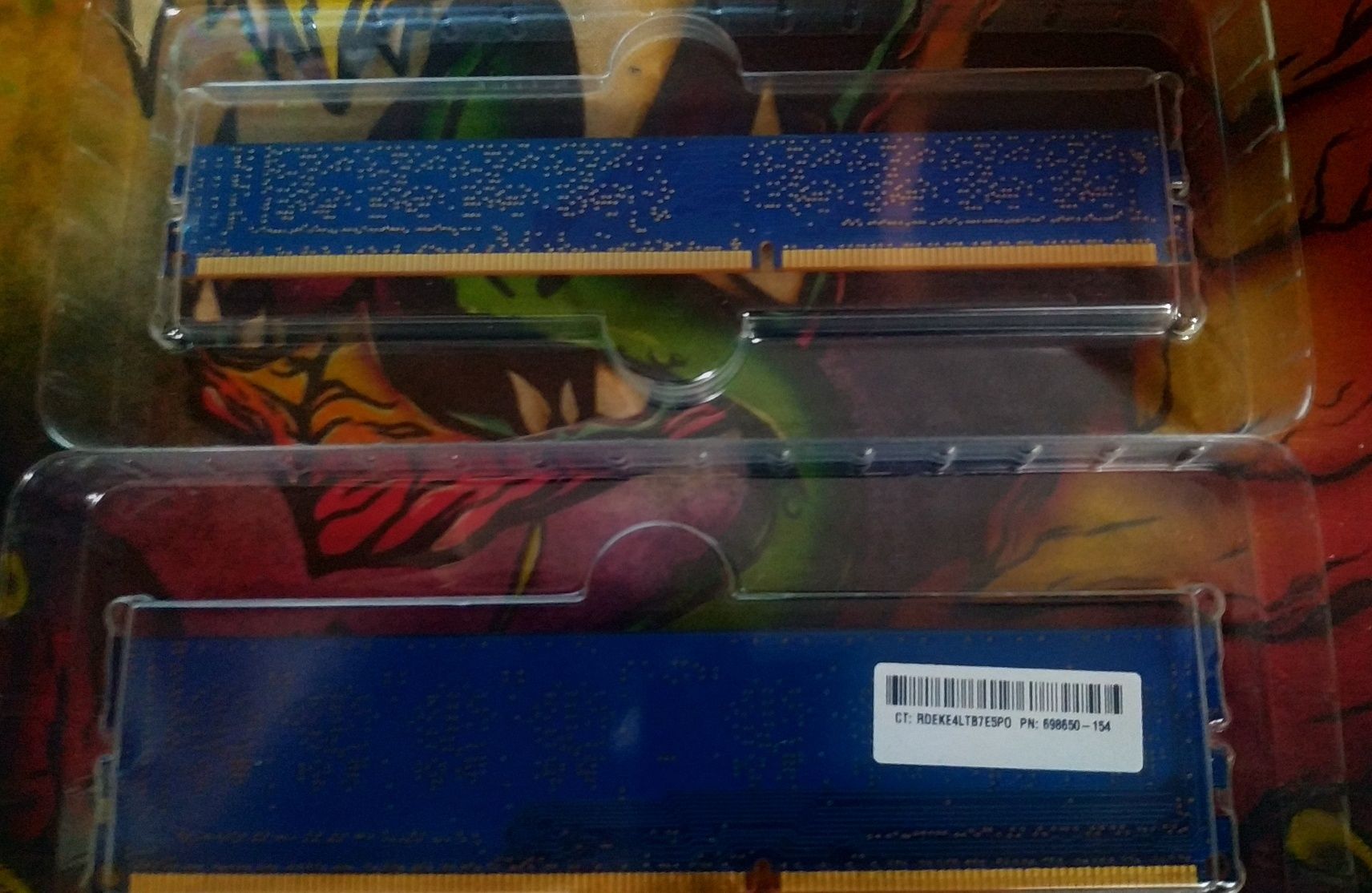 Продам оперативную память ddr3 4gb 2шт