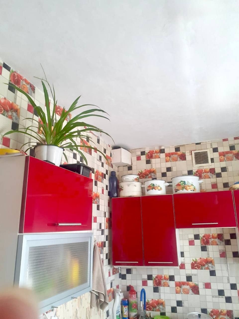Продаю  4-комнатную квартиру  в районе вокзала