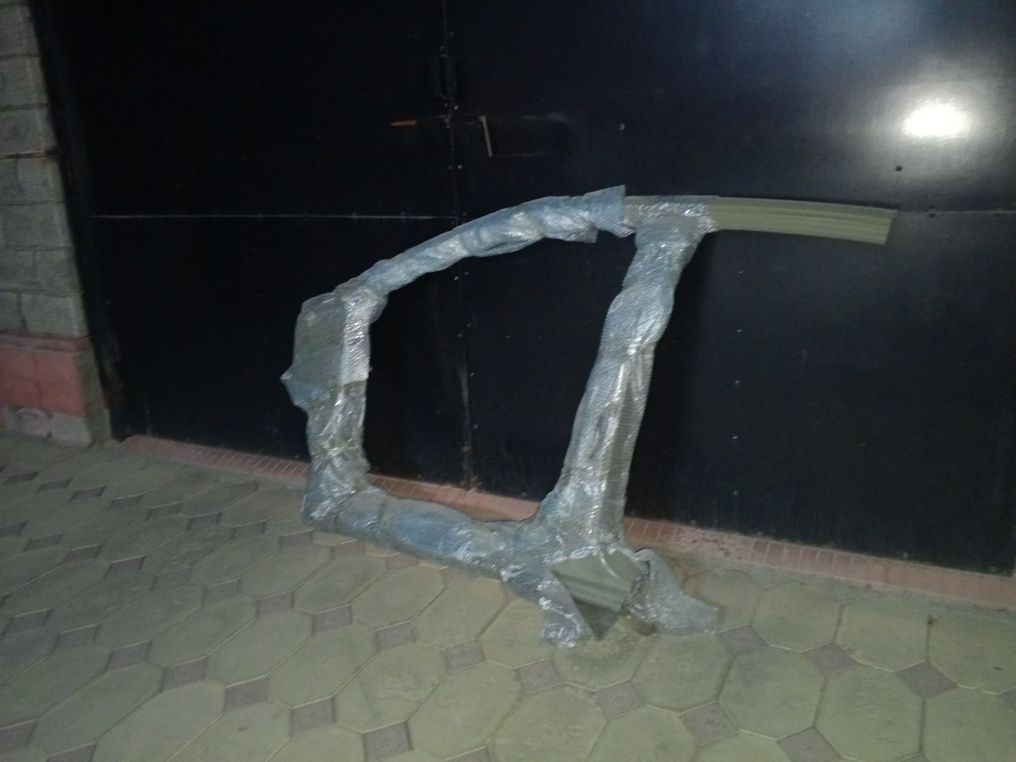 Крыло, боковина на cobalt chevrolett