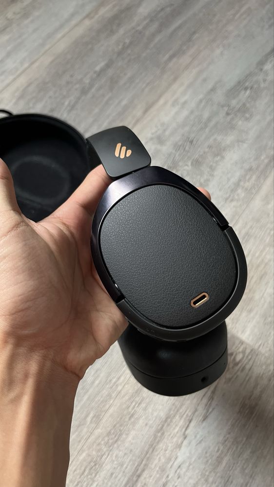 Продам наушники EDIFIER WH950NB