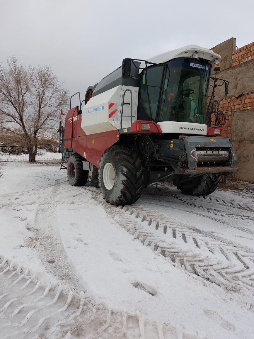 Комбайн вектор 410
