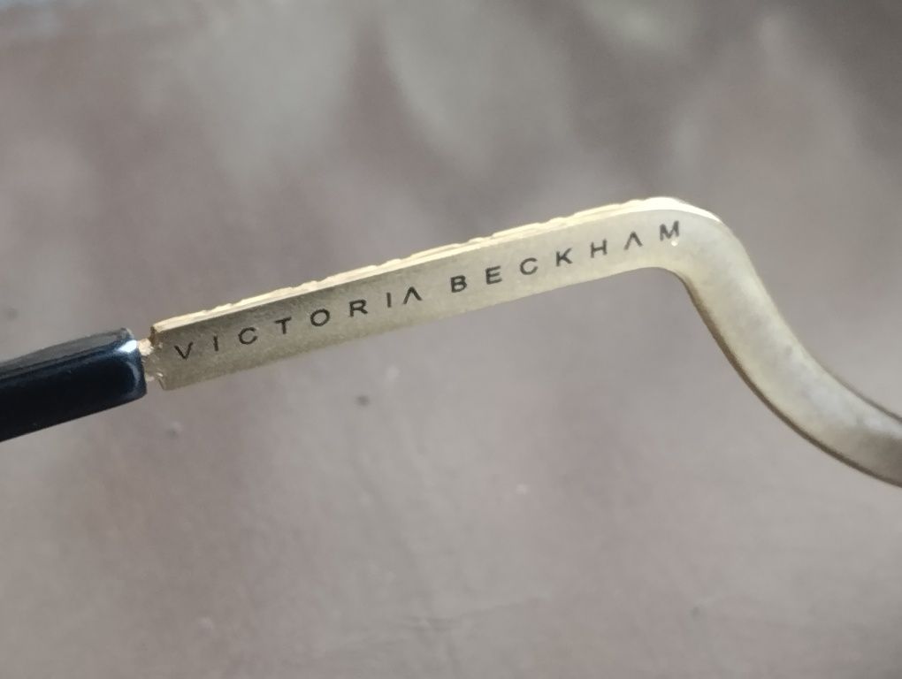 Очки Viktoria Beckham и  Chopard