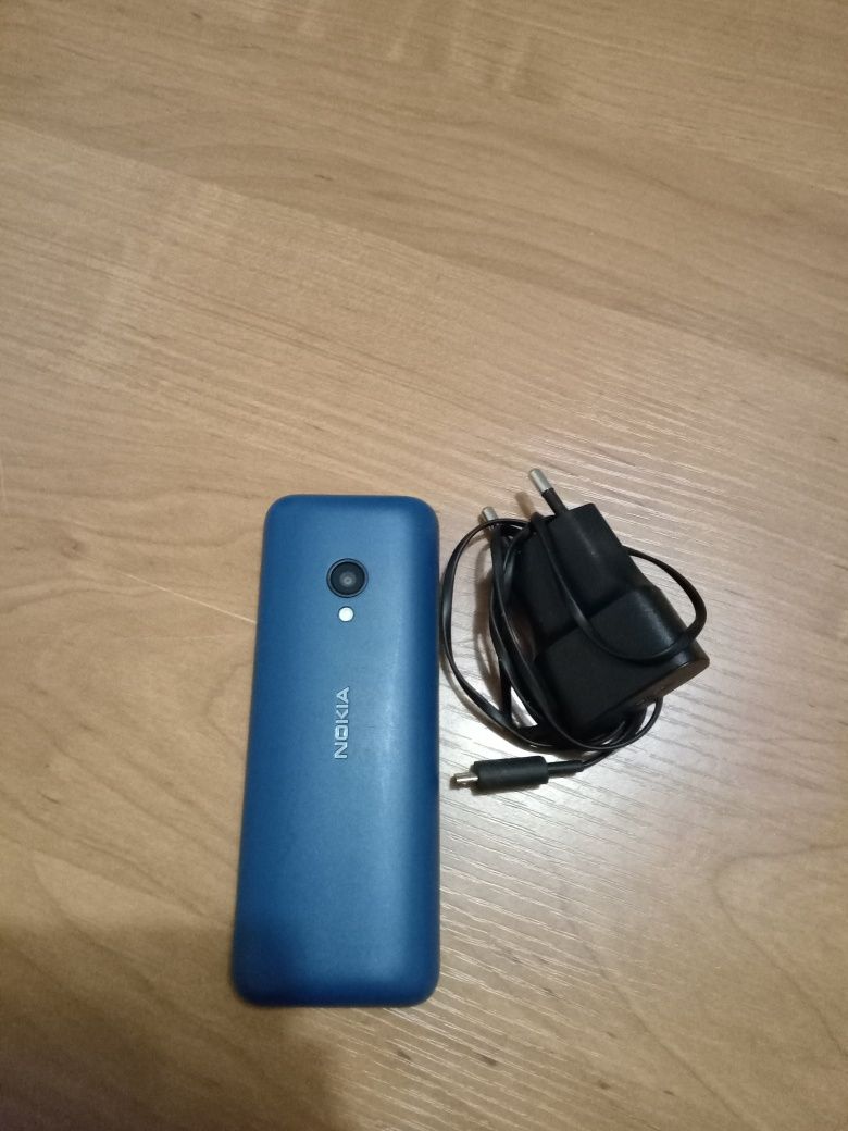 Продам кнопочный телефон "Nokia"