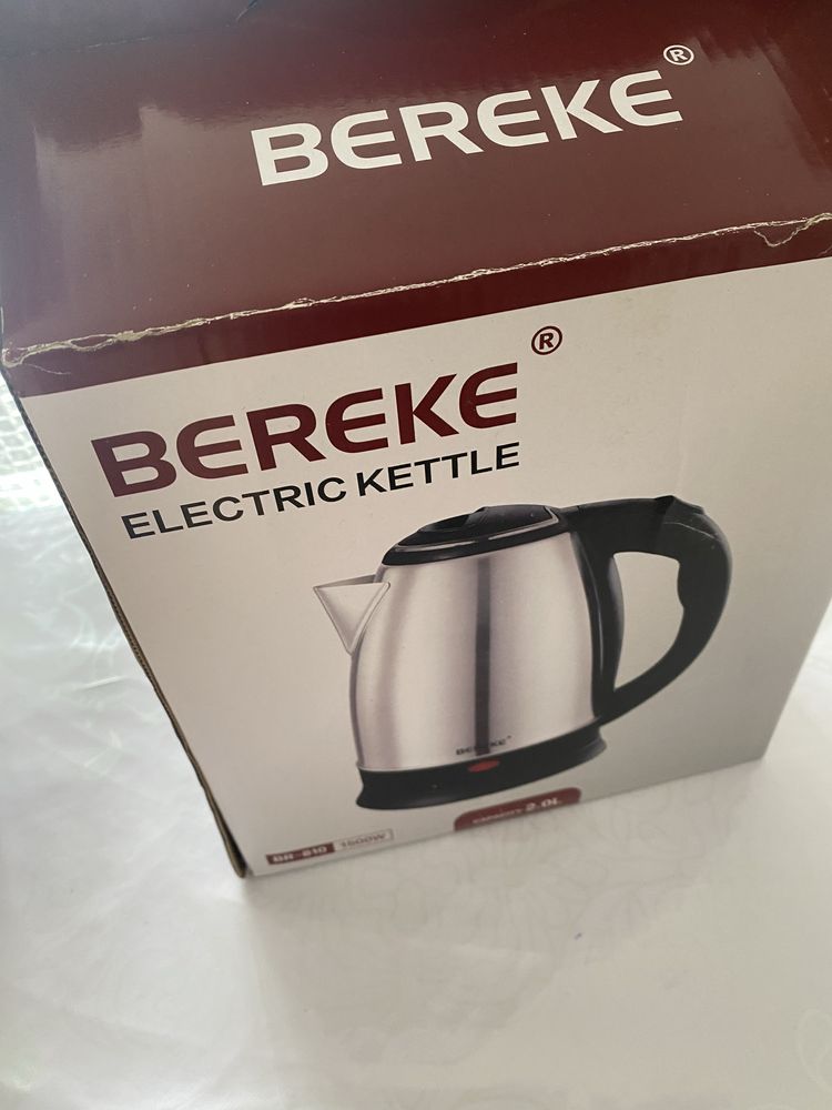 Продаю чайники 3500. Нержавейка 2,2литра