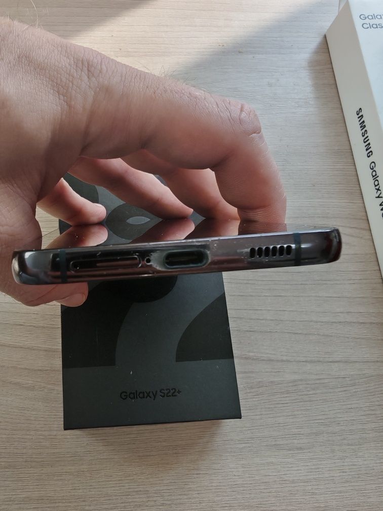 Samsung s22 plus 8/256 + Samsung Galaxy watch 4 classic
Состоян