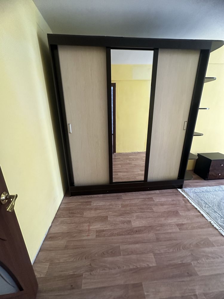 Продам шкаф-купе