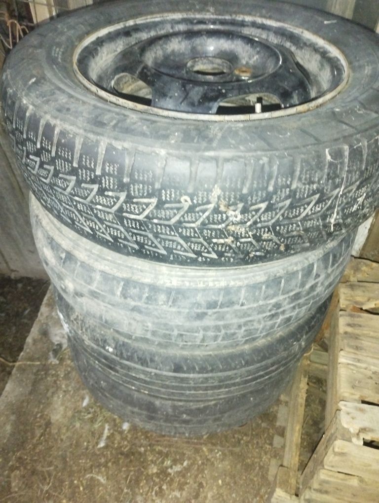 Продам 14 диски на Митсубиси