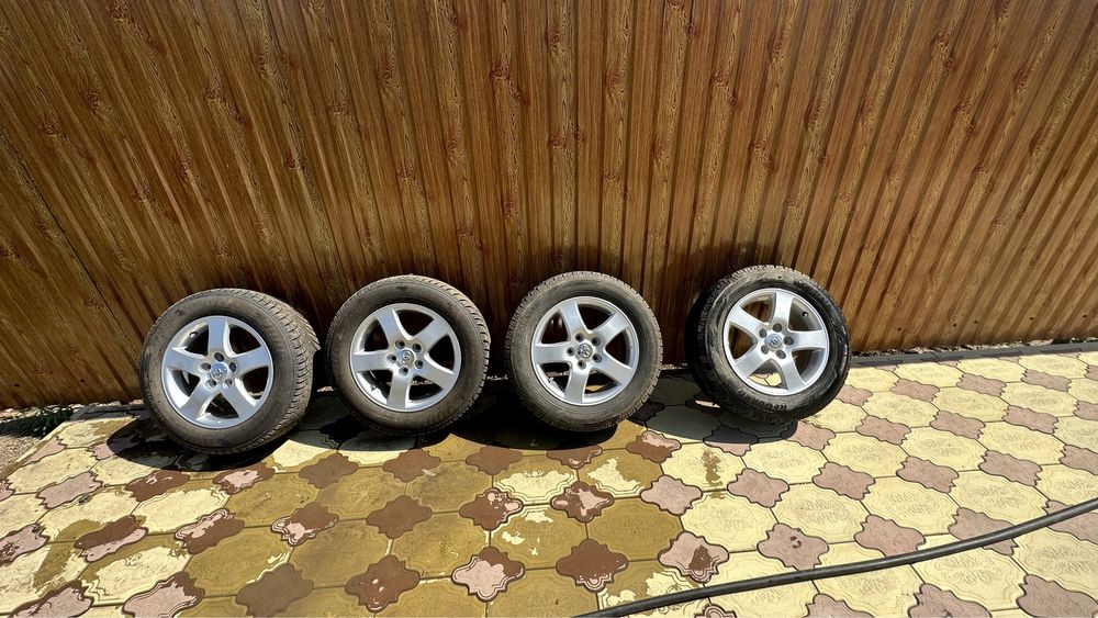 Продам диски на камри