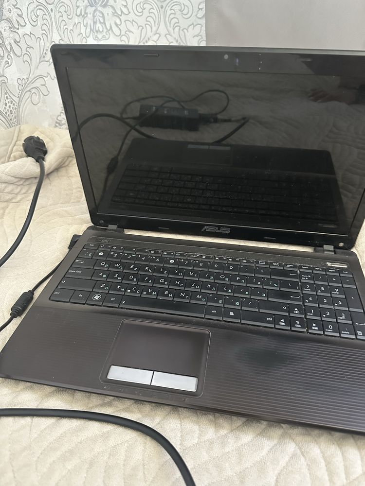 Ноутбук Asus продам
