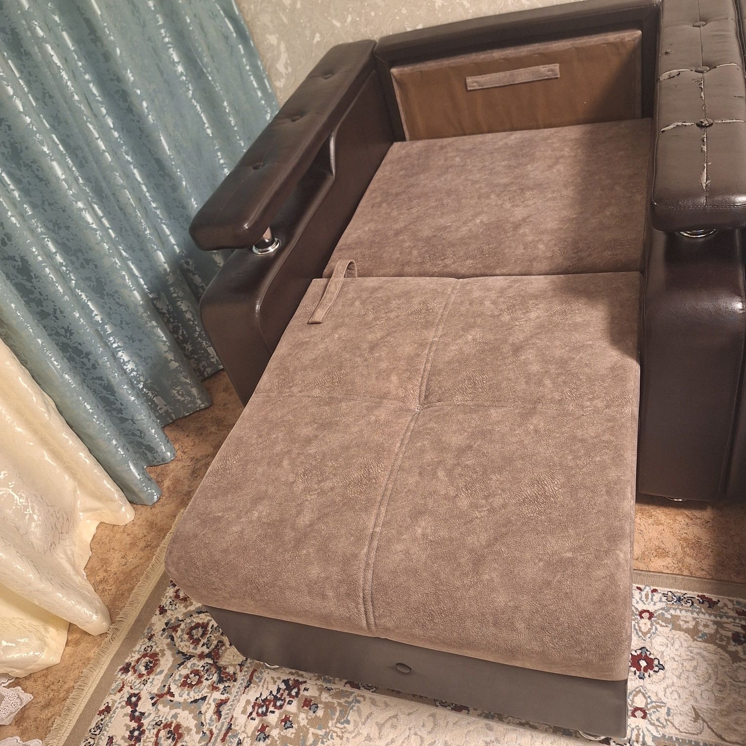 Продам диван раскладной