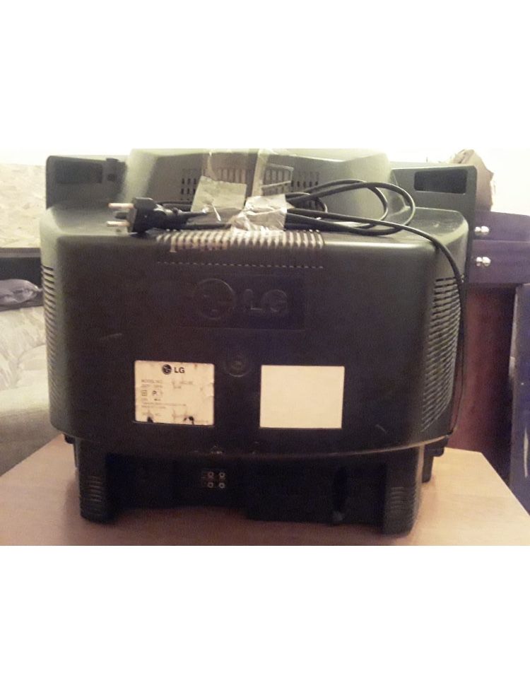 Продам телевизор LG