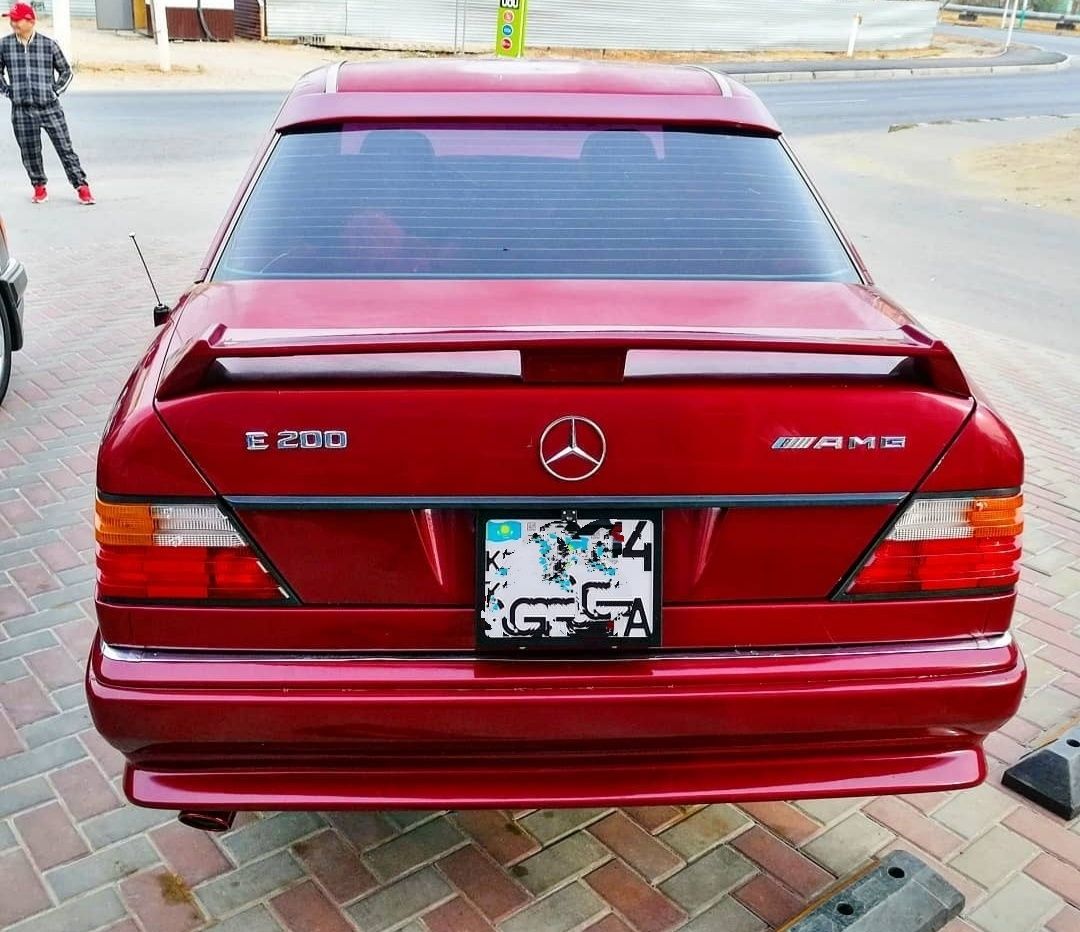 Мерседес W124 бампер,порог,крыло,спойлер,фара,решетка,е230,е280,е320,а