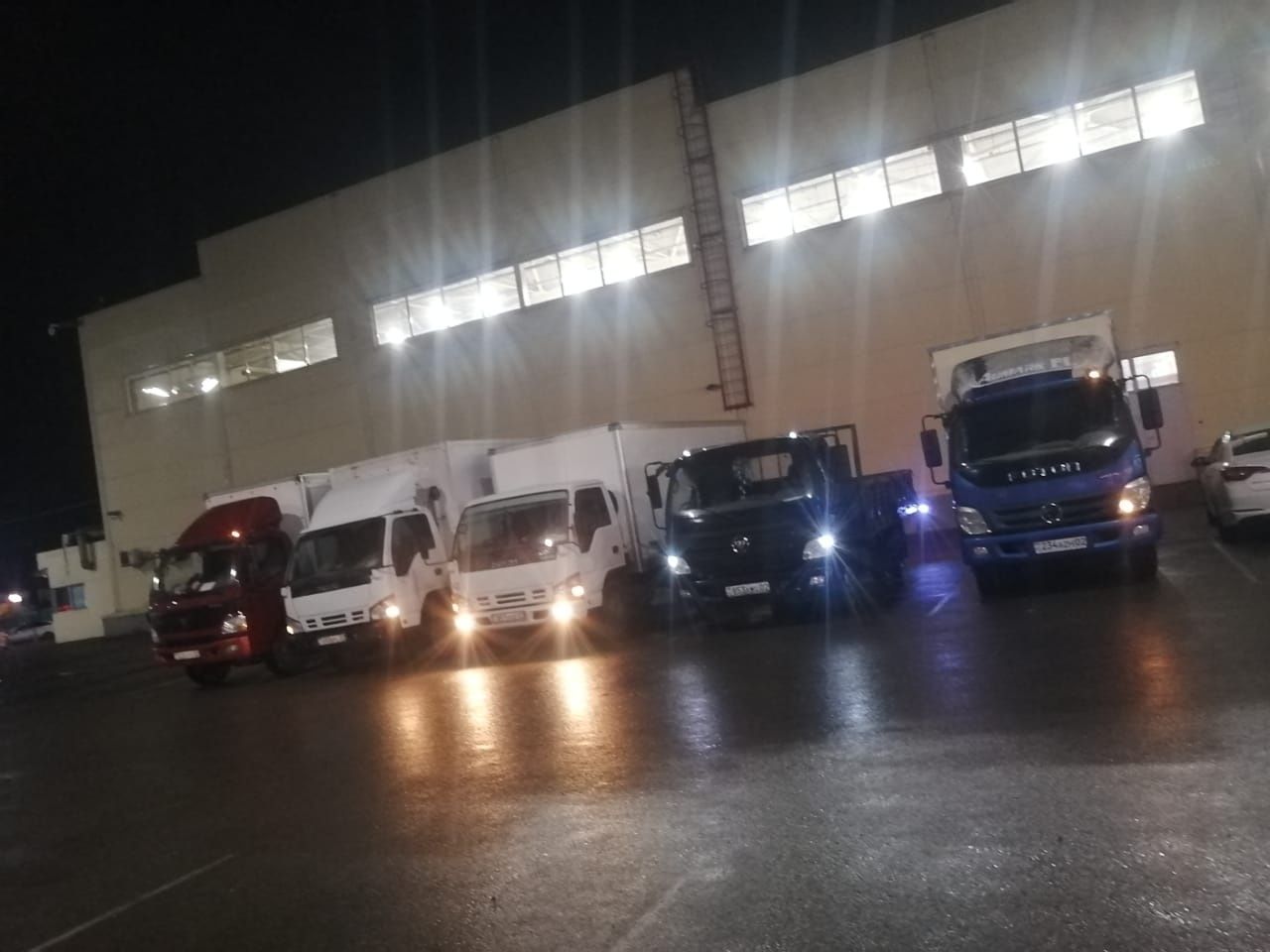 Недорого вывоз мусора газели 5тонники вывоз диваны уборка подвалы