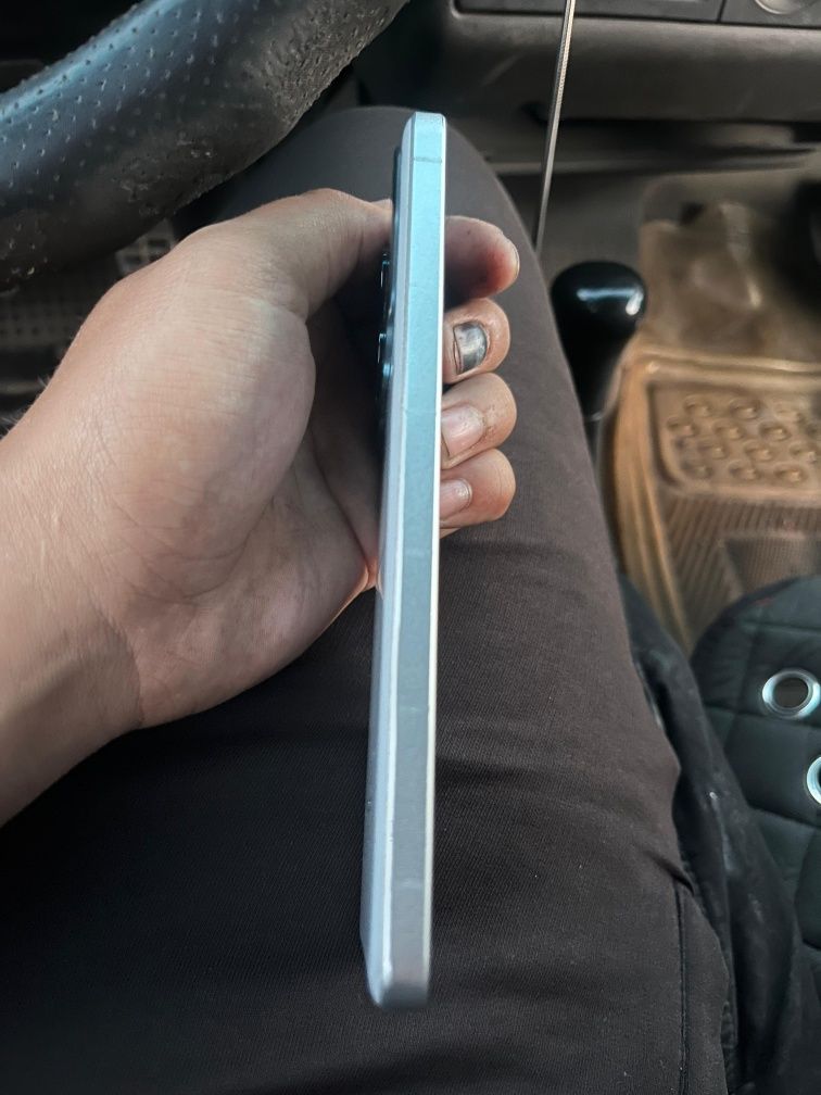 Poko x6 pro в хорошем состоянии
