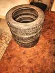 Продам зимнию резину размер 185/65 R 15 4шт  и 205/65 R 15 1шт
