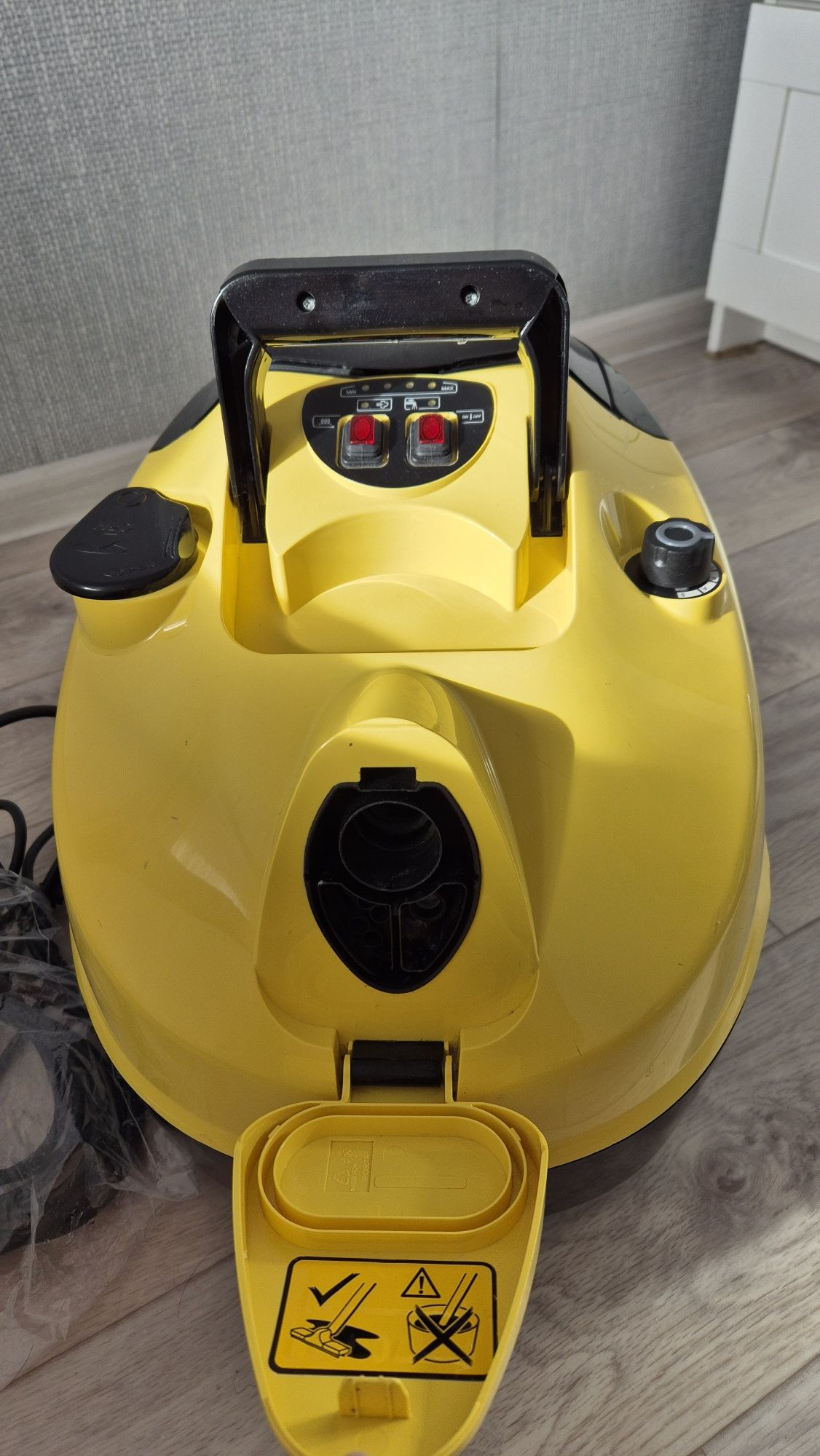 Пылесос KARCHER б/у