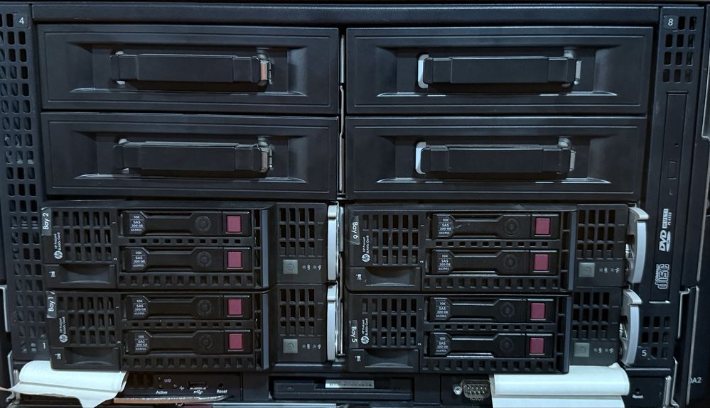 Продается Blade-серверный комплекс HP BladeSystem c3000