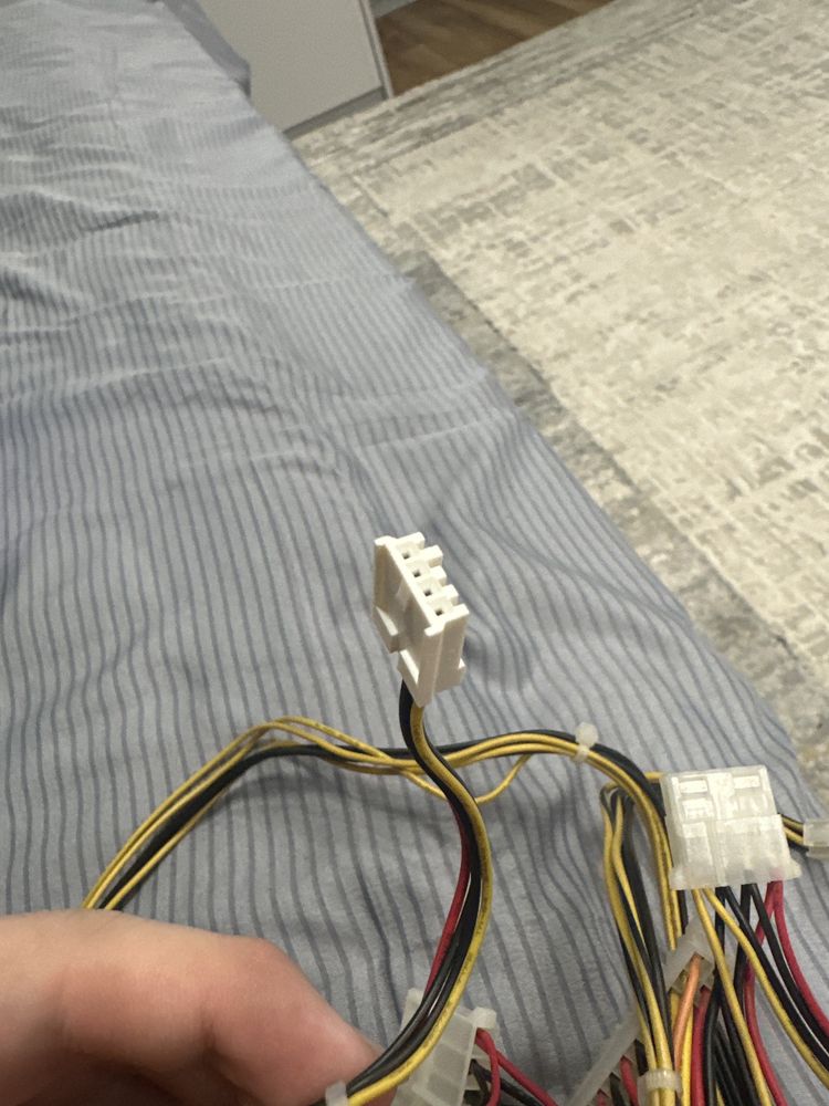 Продам блок питания на 500W