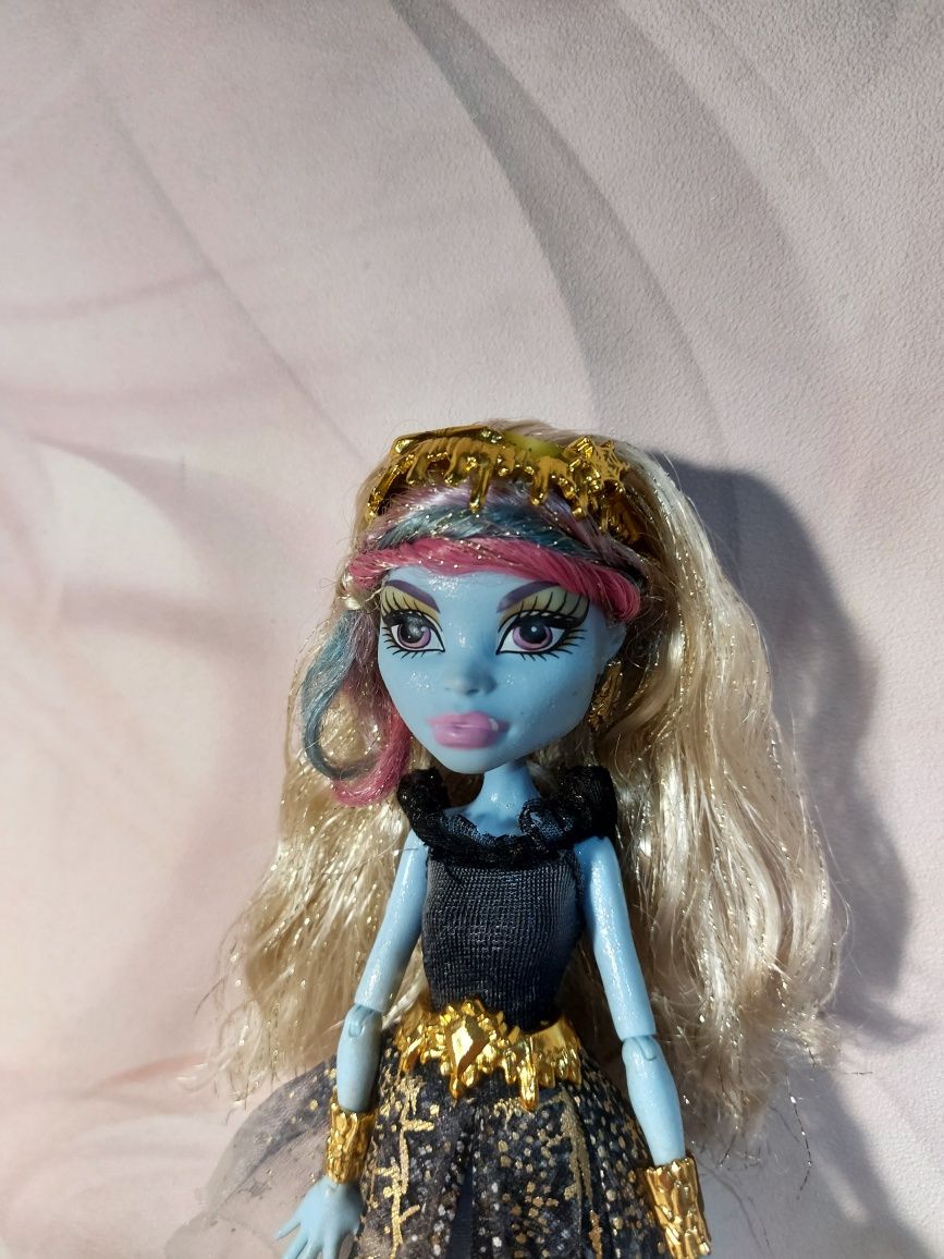 Кукла Monster High Эби Боминейбл из серии "13 желаний"