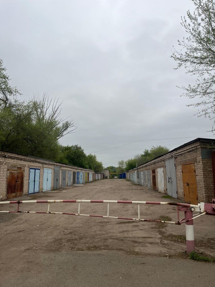 Продам гараж в кооперативе Зенит рядом 3-русская школа