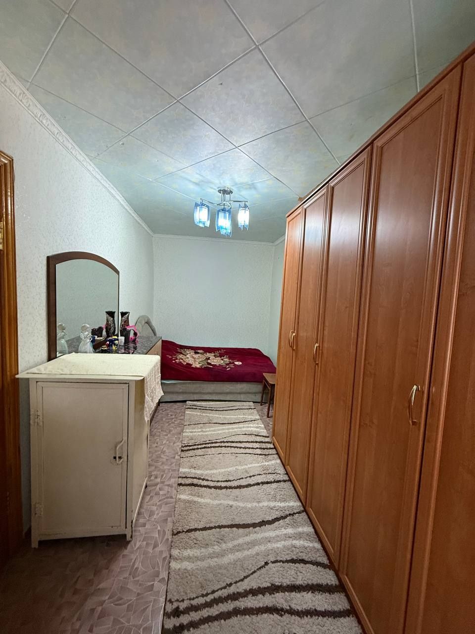 Продаётся 2х комнатная ул. Мәңгілік Ел 6 (Комарова) на 1 этаже