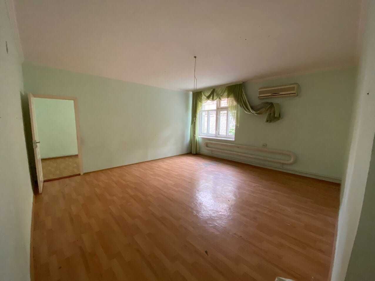 Продам дом в районе Акмешит
