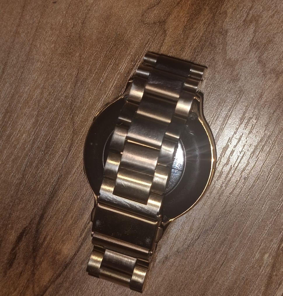 Смарт часы Samsung Active 2 и Xiaomi Watch lite