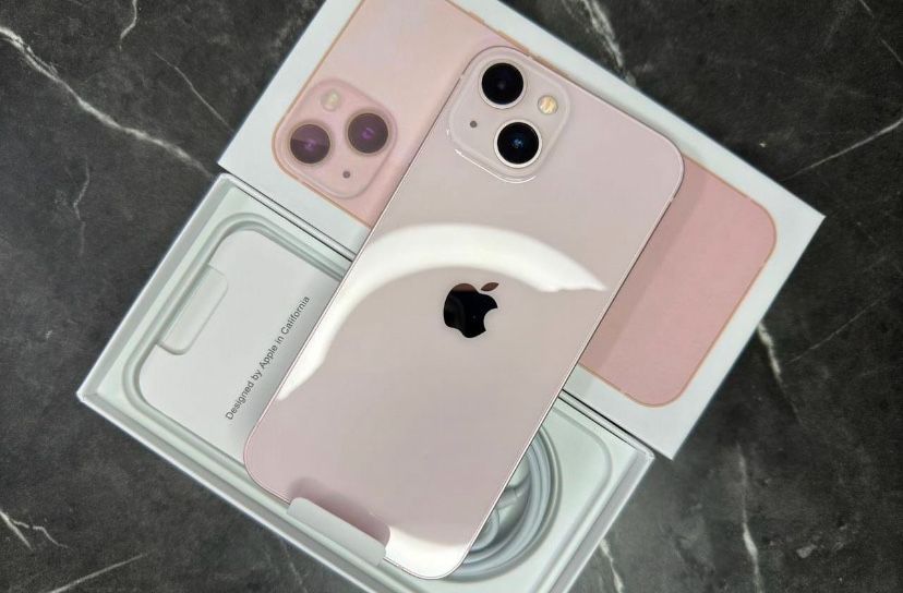 iPhone 13 с гарантией