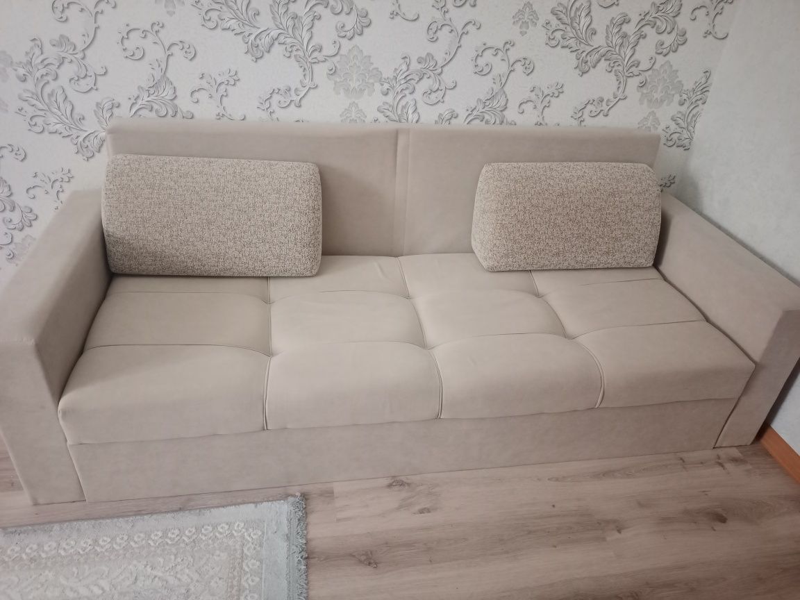 Диван  для зала,детской