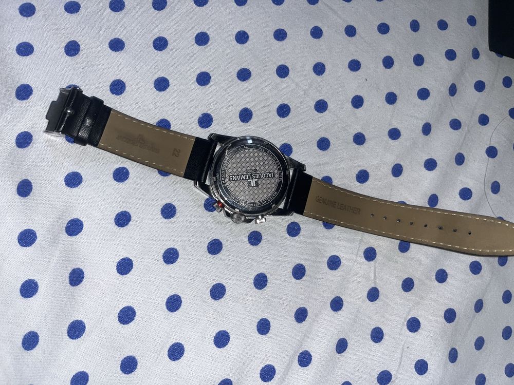 Часы “Jacques Lemans”