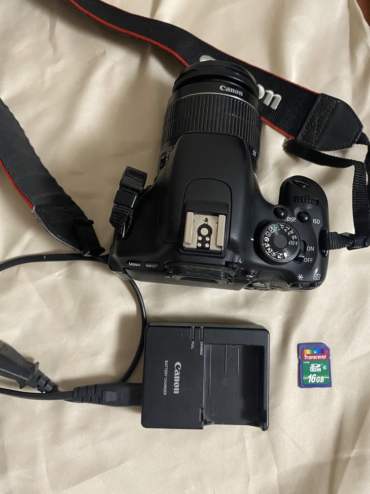 ПРОДАЮ ФОТОАППАРАТ Canon 600D с объективом 18-55мм