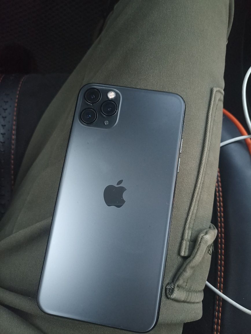 iPhone 11 pro max 64 gb